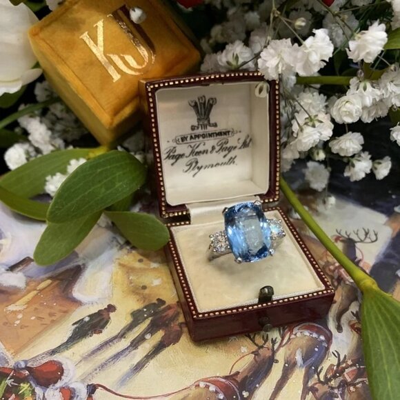 ✨Crystal Clear Large Radiant Cut CZ Silver Plated Beautiful Ring for ,UNVN12028 - Picture 5 of 6